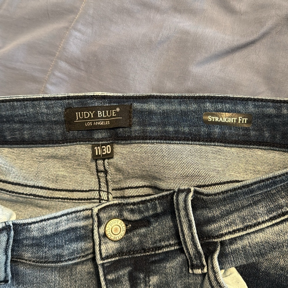 Judy Blue Jeans - Picture 5 of 6